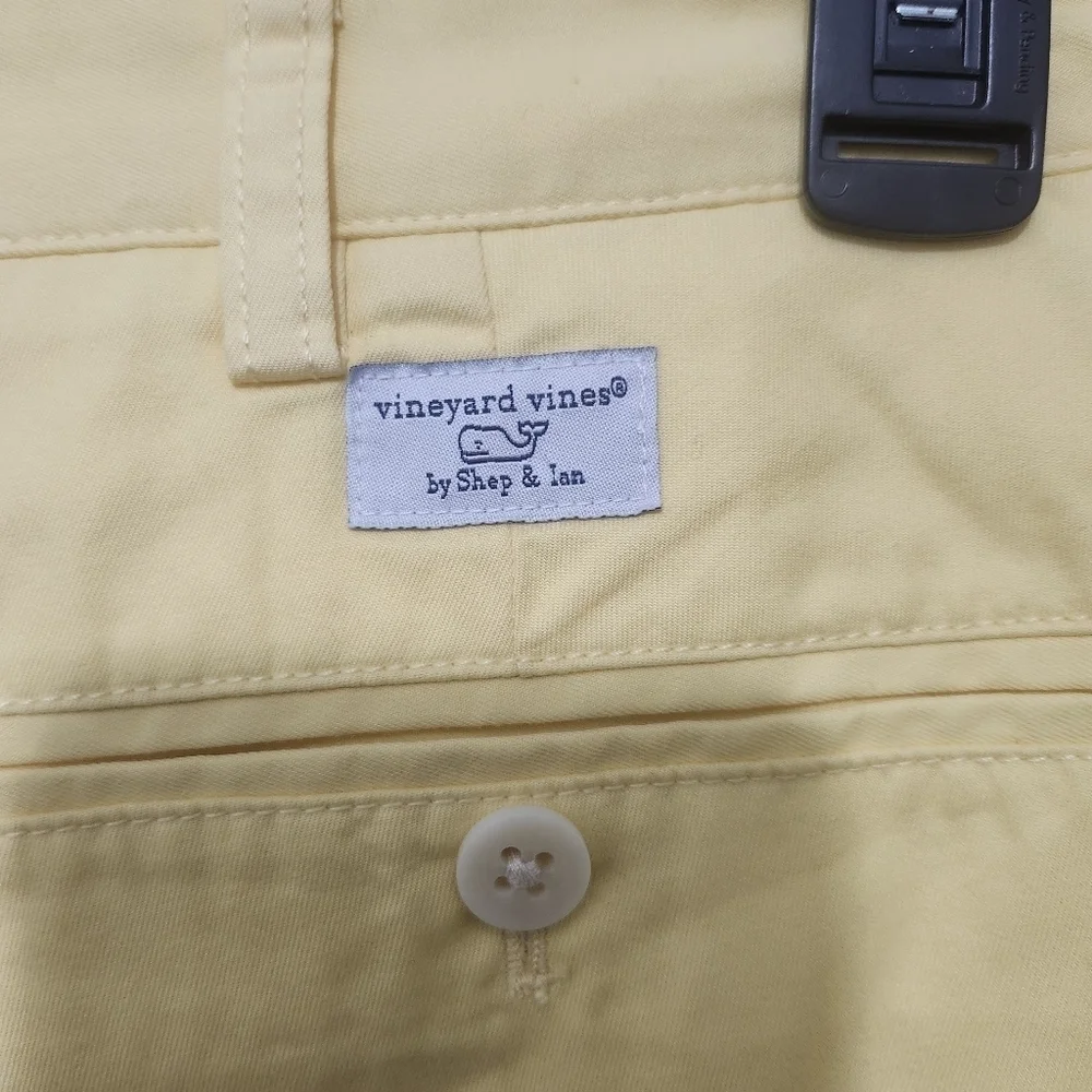 Vineyard Vines Yellow Men's Club Shorts Size 38 Summer Vacation Resort